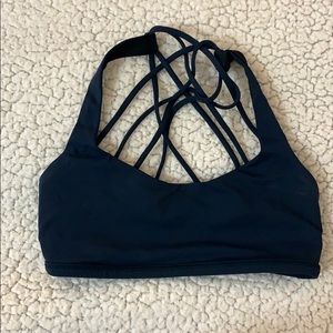 Lululemon sports bra